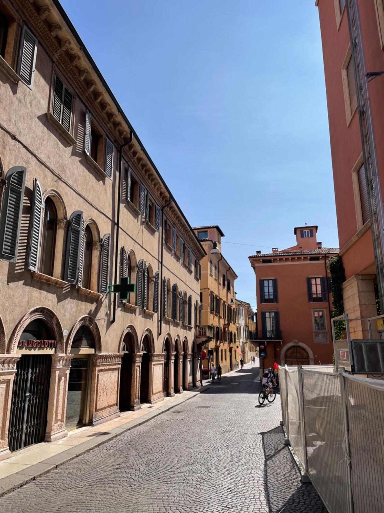 You & Me Garibaldi Home Verona Center Exterior photo